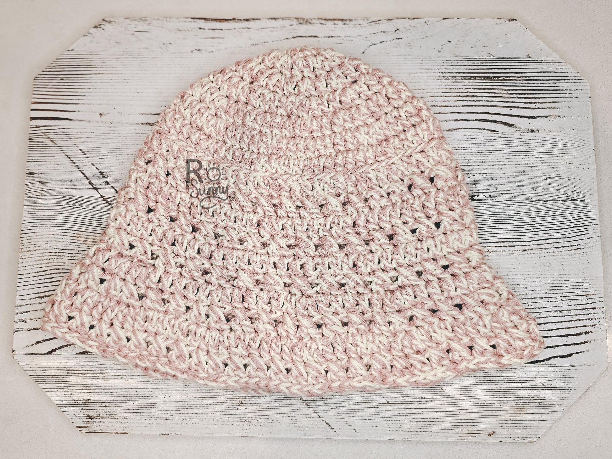 Bucket Hat in the color Cotton Candy -  Baby Pink & White